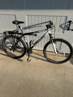 Gary fisher Mt. Bike. 26” wheels.