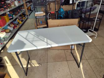 4ft/6ftFoldable Half Table with Bent Legs - Heavy-Duty Plastic/Metal Folding Table Suitable for Parties, Events, & Commercial Use - Space-Saving Desig