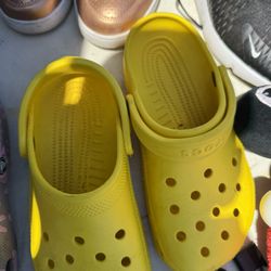Yellow Cocks 