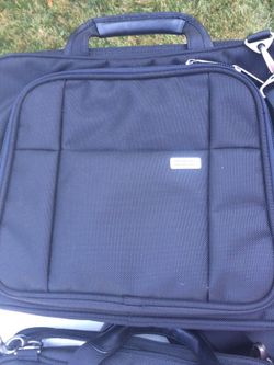 New - CODI 15" Laptop Bag w/extras