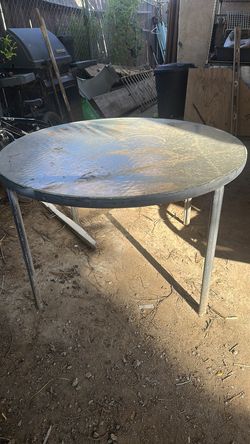 Outdoor table