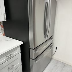 New GE Profile Refrigerator 