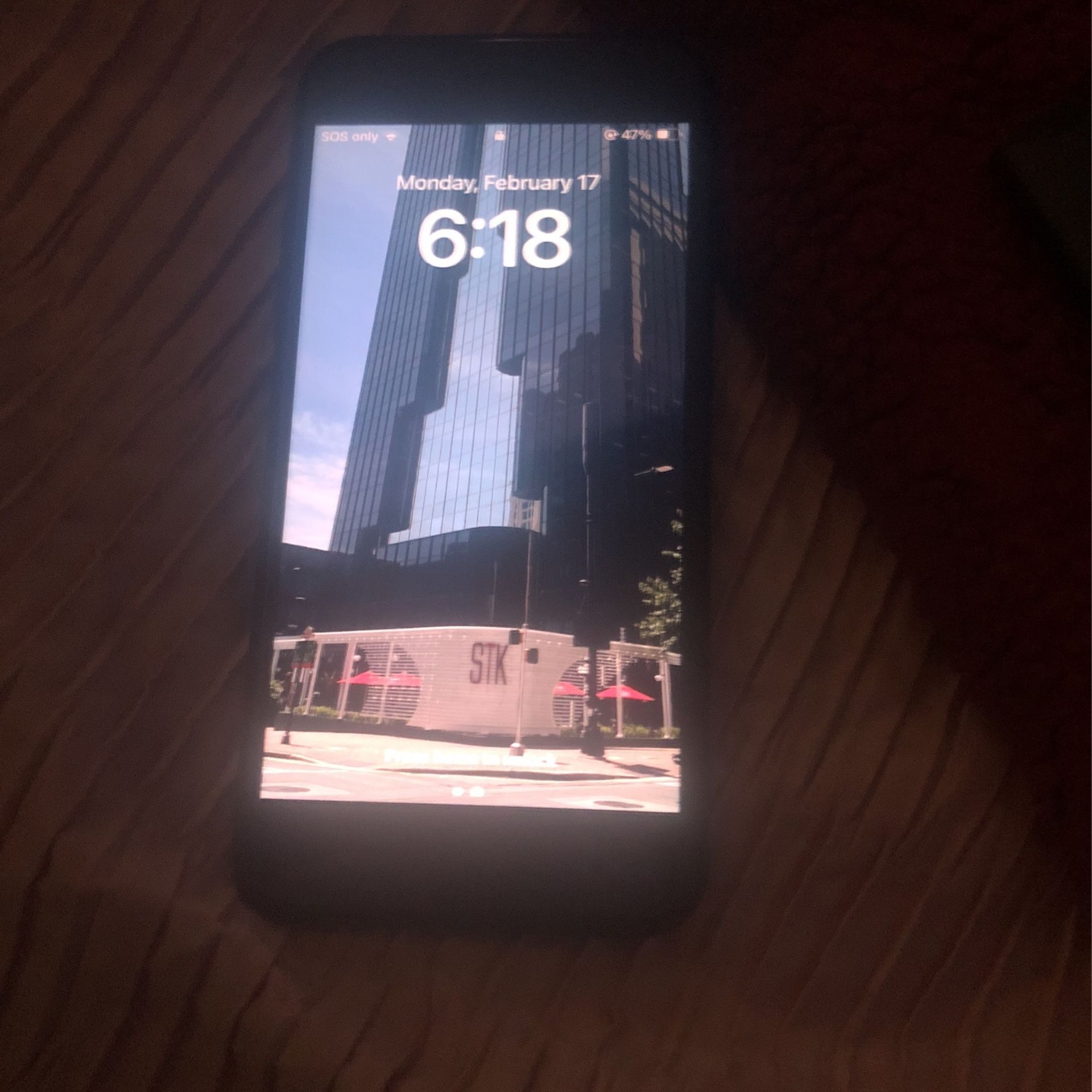 iPhone 8 SE no Cracks