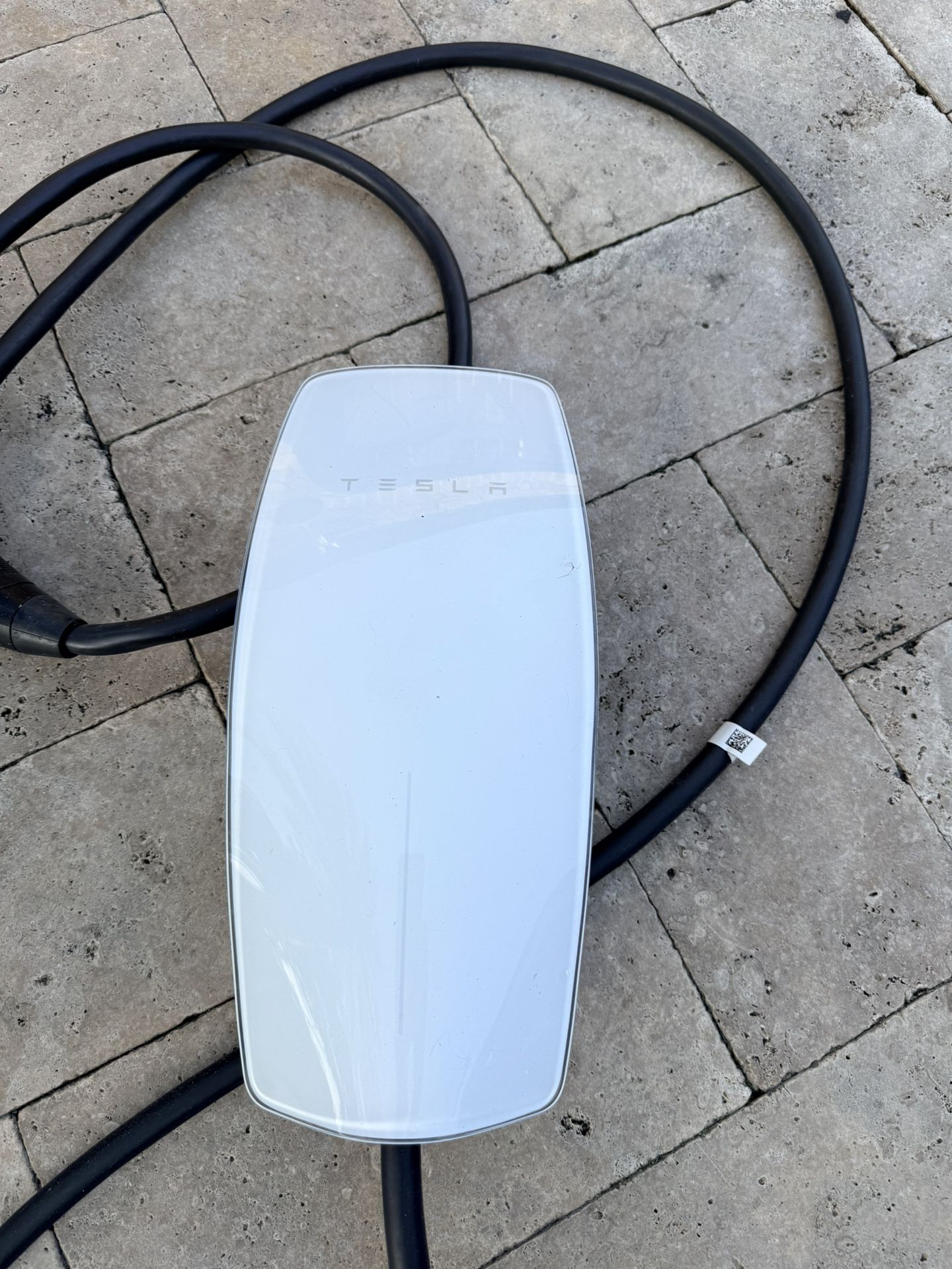 Tesla wall connector gen 3 - 48 amp charger