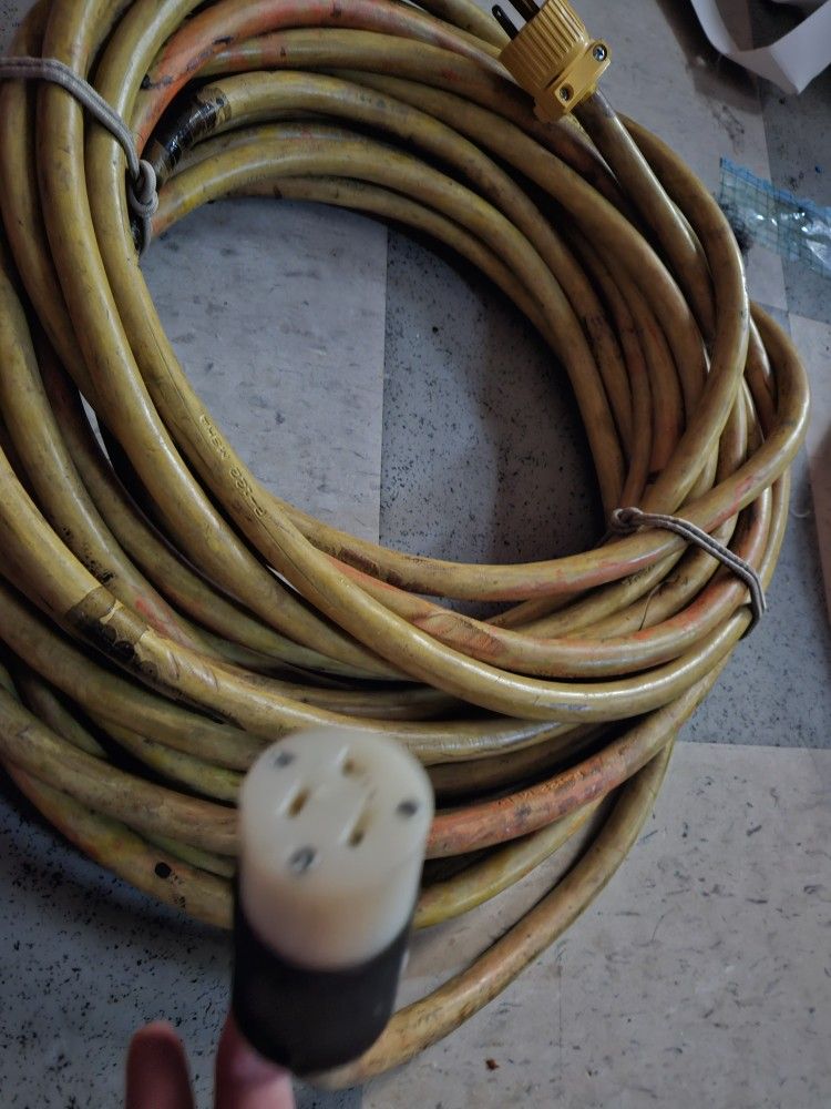 Elecriticty Cable cord. Metal armor plug Yellow