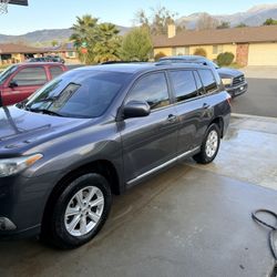 2012 Toyota Highlander 