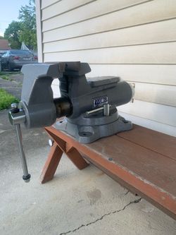 BRAND NEW Wilton Mechanics Pro Bench Vise – Model 880M