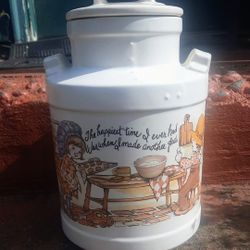 Vintage Ceramic Cookie Jar, USA #333 McCoy Holly Hobbie 