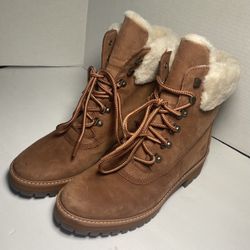 Timberland Women’s Boots Size 9.5