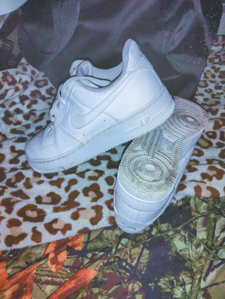 Air Force 1 Triple White Size 8