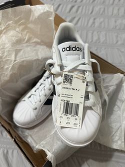 Adidas streettalk shoes