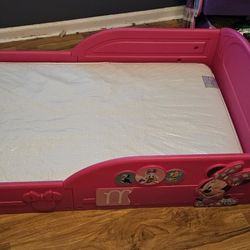 Minnie Mouse Toddler Bed