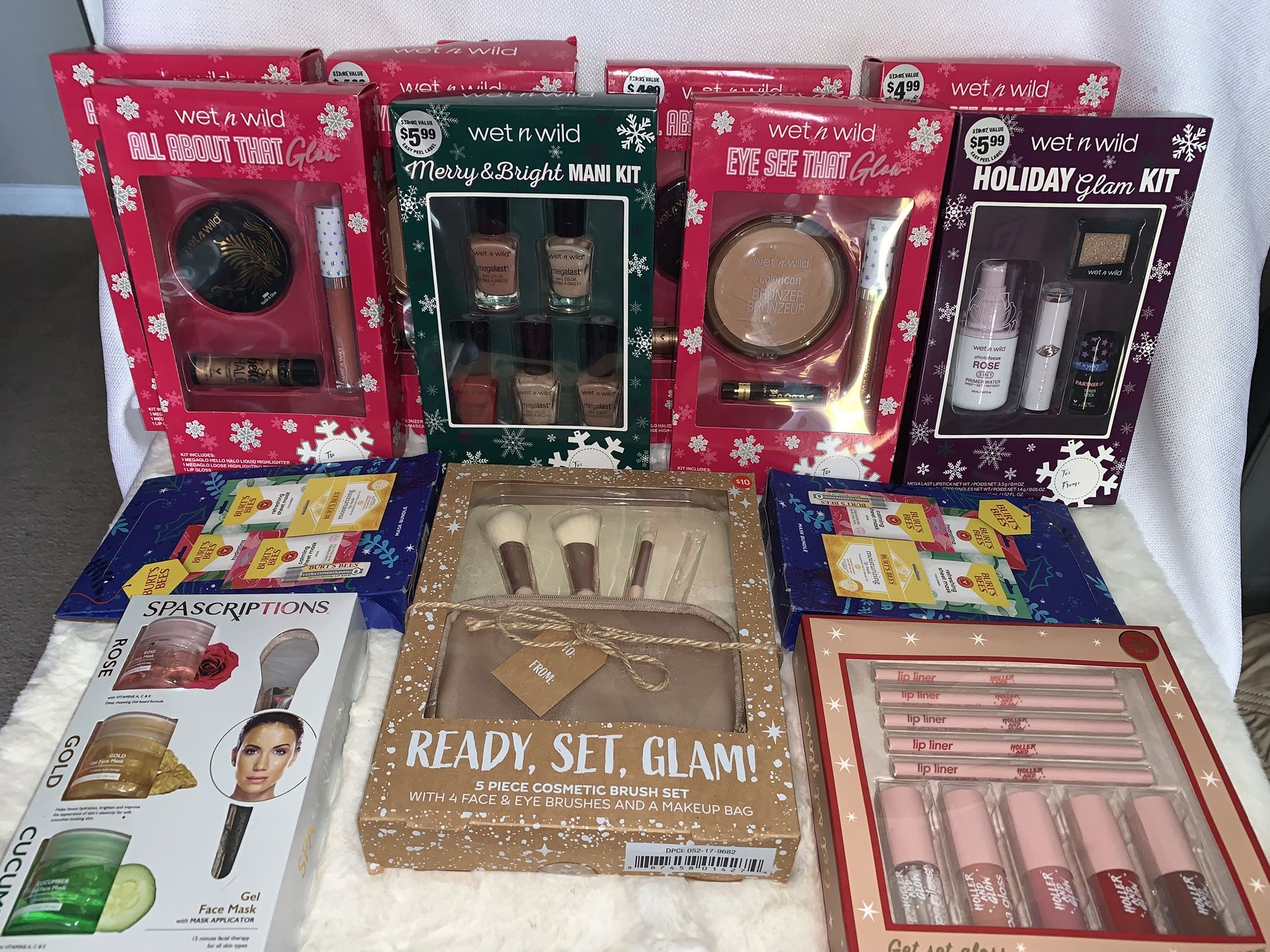 TONS of BRAND NEW Gift Sets!! **READ!! Prices Listed in DESCRIPTION*