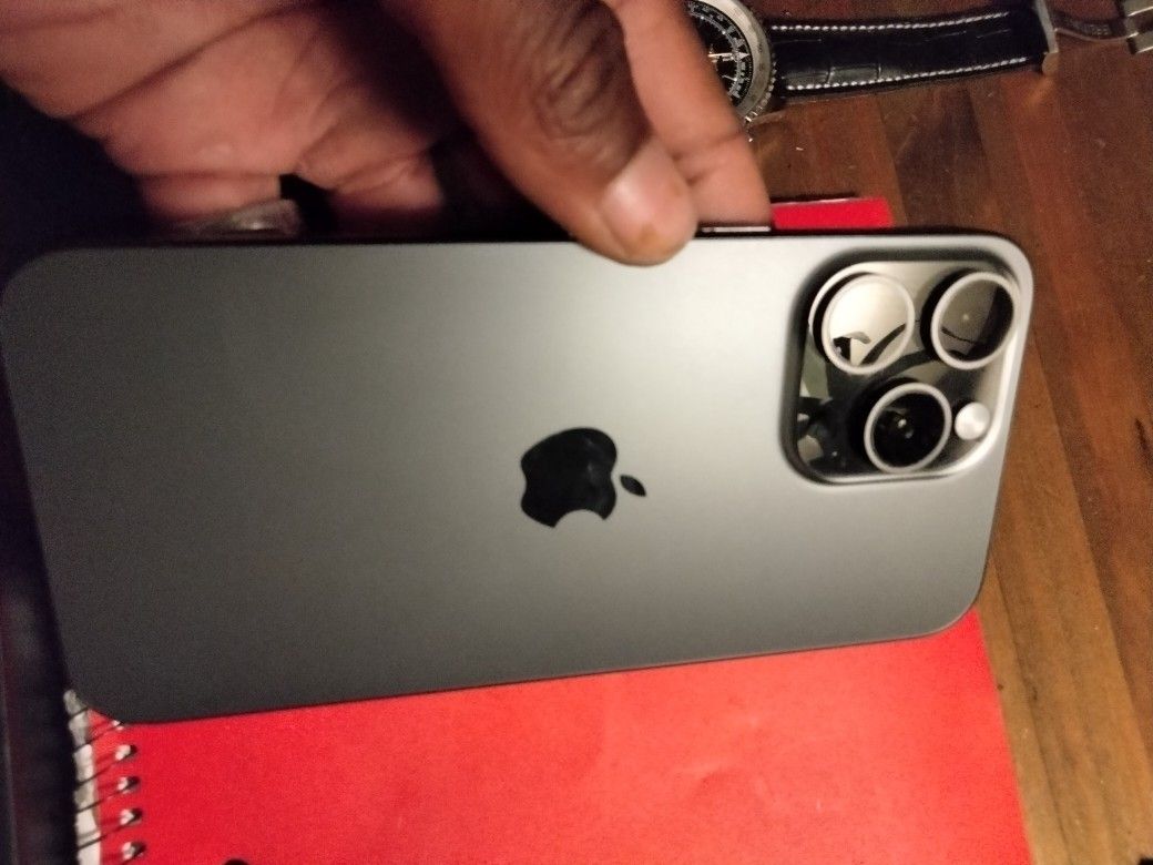iPhone 15 Pro-Max, Unlocked, Unscratched ( 200+ Gb )