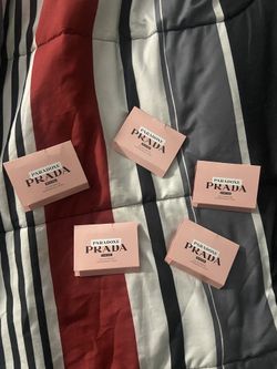 PRADA perfume 