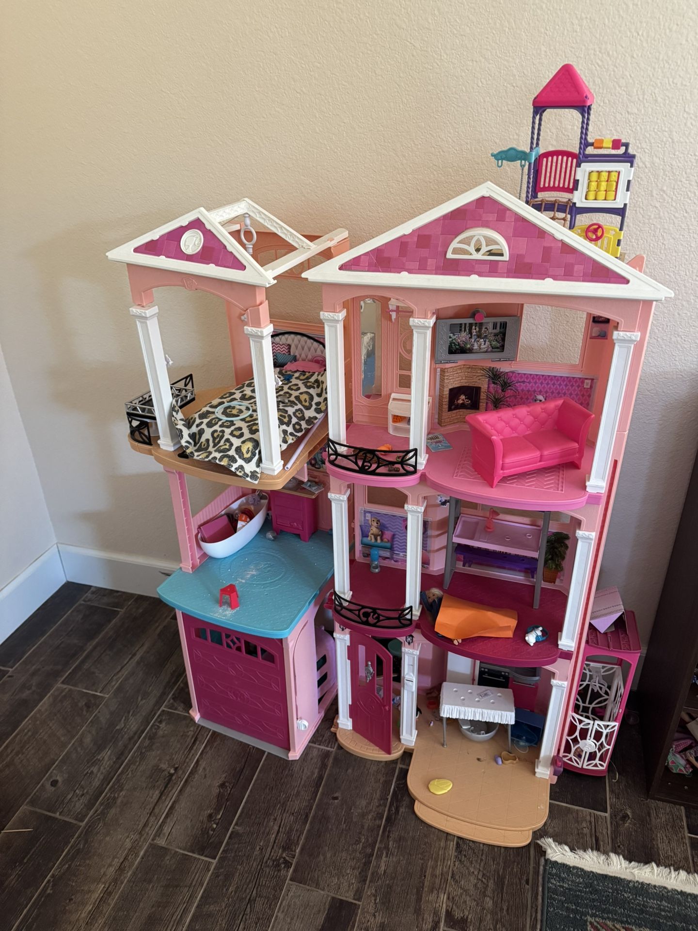 Barbie Dream House, Dolls And Accessories