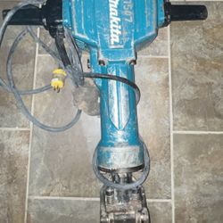  Makita Jack Hammer 