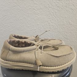 Hey Dude Men's Wally Sox Beige Slip On Shoes 