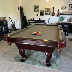 Pool Table 7ft ( Free Delivery & Set Up ) 