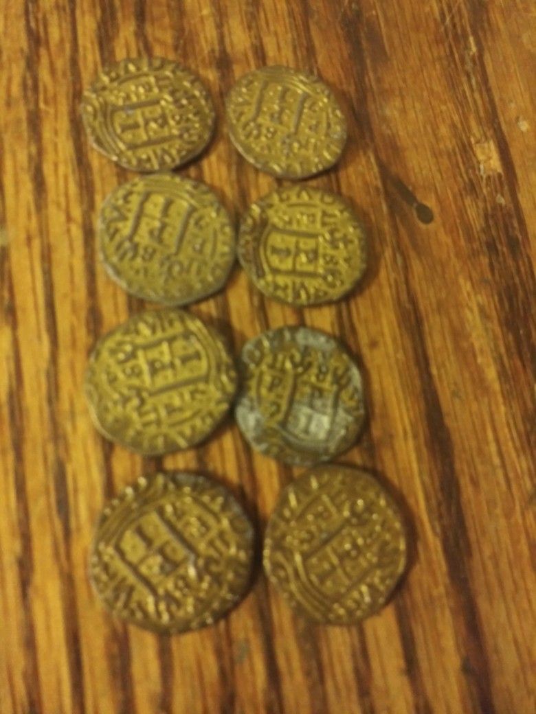 8 Pirate CoincHarm / Faux Spanish Doubloon Dollar / Reales Coin
