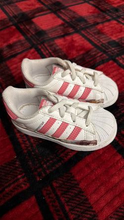 Adidas Size 6t girl’s shoes
