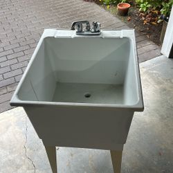 utility /mudroom sink