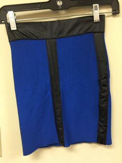 Bebe skirt Xs