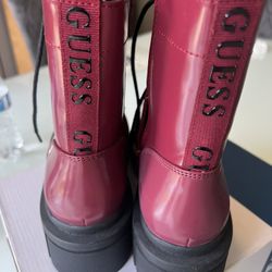 Boot Guess Size 9  NEW ♥️
