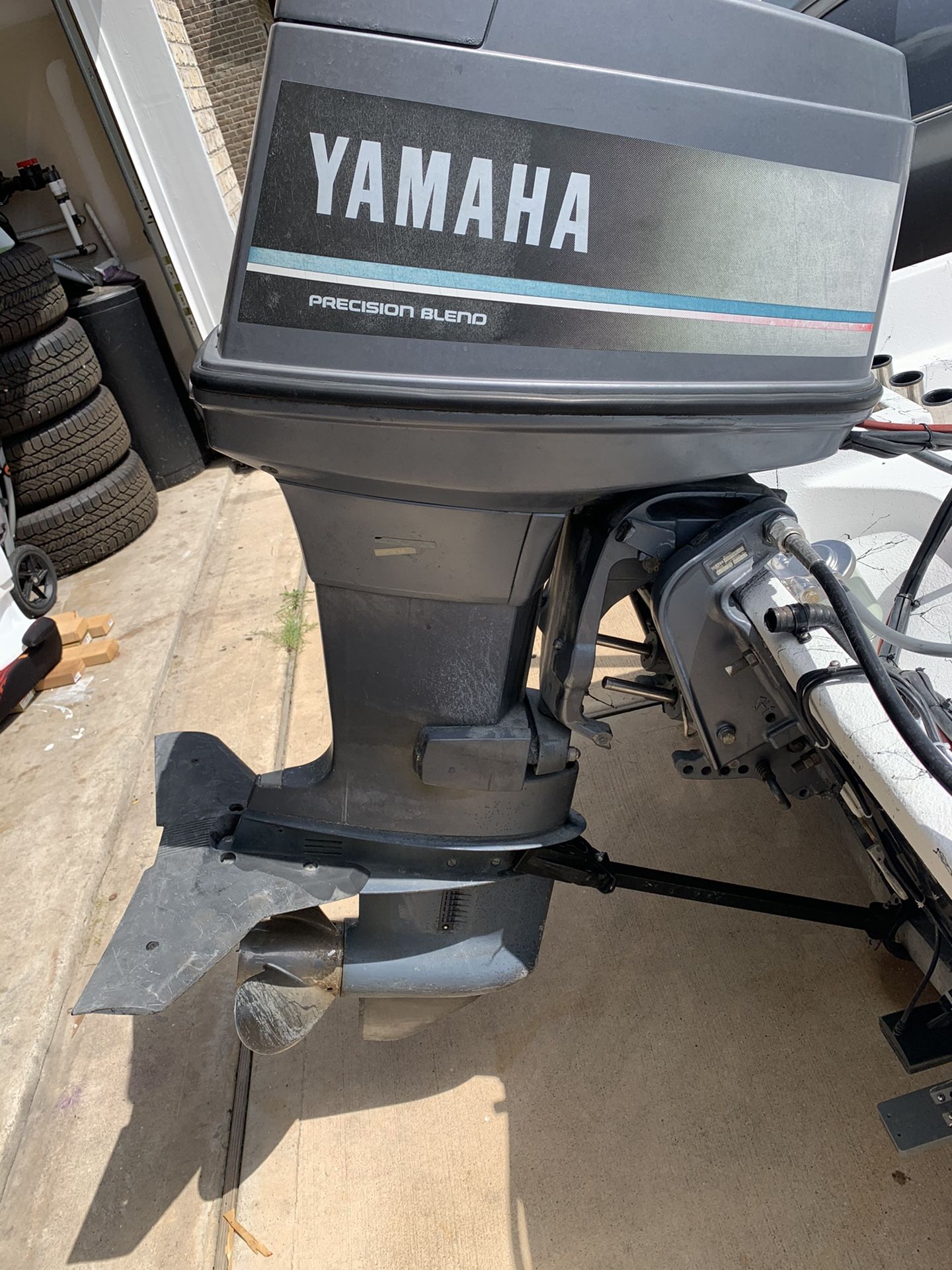 90 hp Yamaha 2 stroke with throttle control