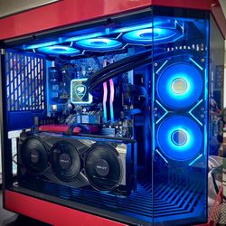 Gaming PC with Ryzen 7 + RTX 5070