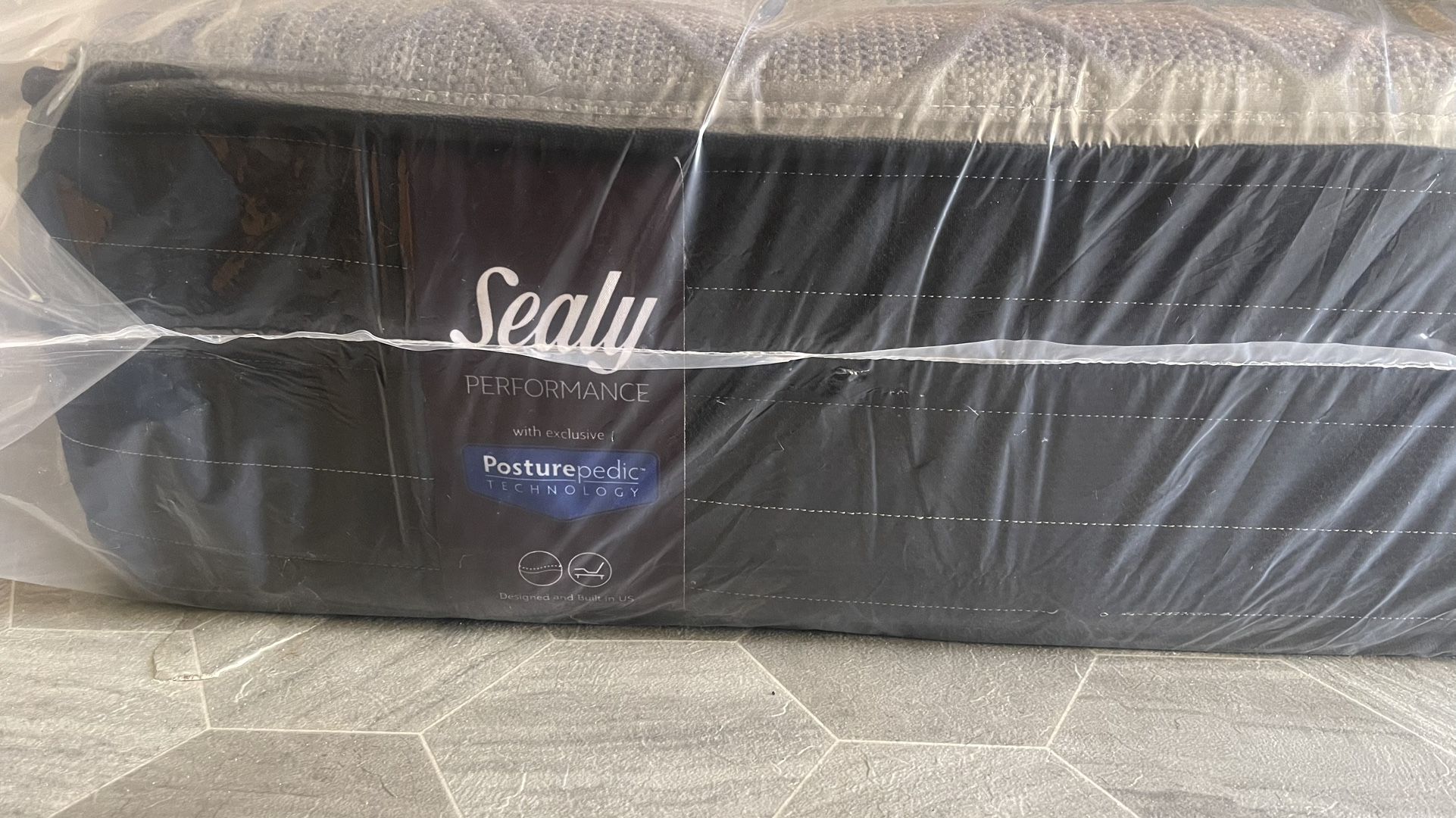 Sealy King Size Mattress (Firm)