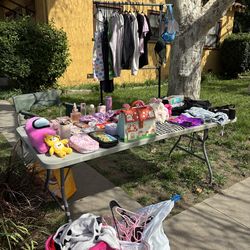 Yard sale at 2508 n E st San Bernardino CA 92405