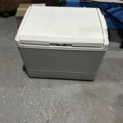 Refrigerated Ice Chest