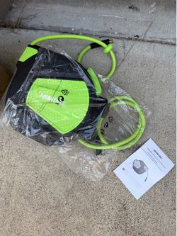 Brand new 50’ wall or ceiling mount retractable pneumatic air hose reel with automatic level wind