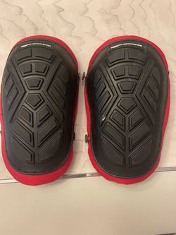 Heavy duty knee pads for construction
