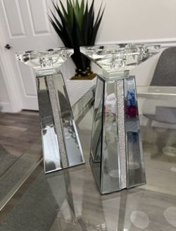 Pretty Home Decoration Glass Candle Set Of 2! Brand New ( Ask For Price)