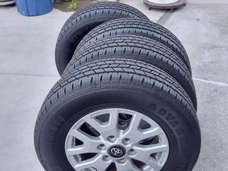 Toyota Tacoma Wheels and tires 245/70R17