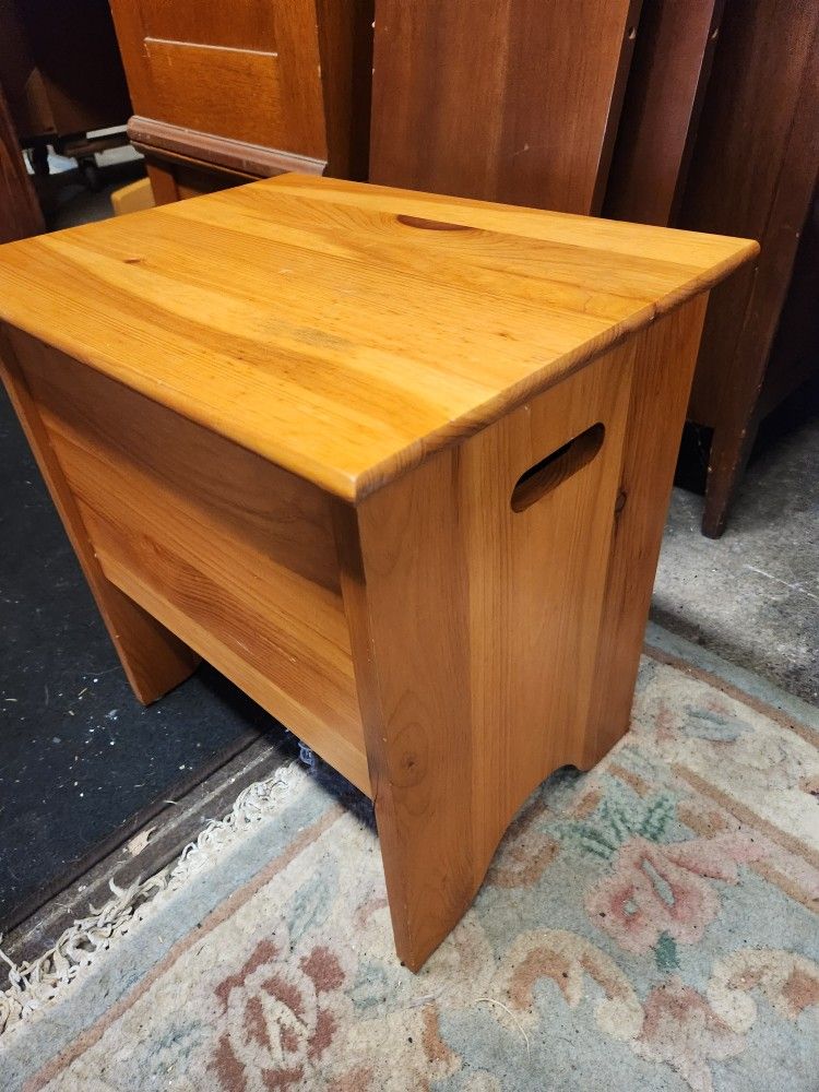 Amish Perfect Sized Bench