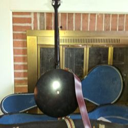 Banjo With banjo case