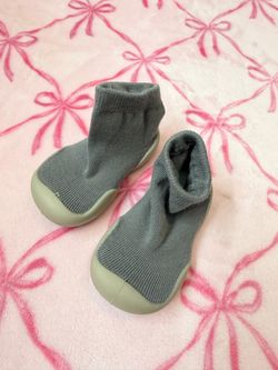 baby sock shoes
