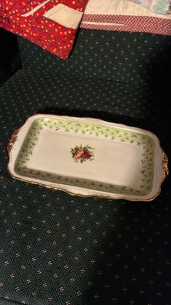 Royal Albert 1962 Rare Green trim Desert Plate