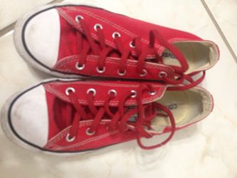 Converse shoes size 3