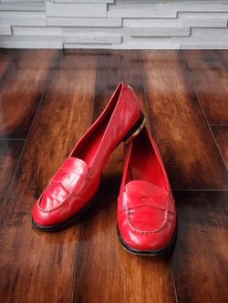 Tory Burch Red Patent Leather Penny Loafers – Women’s Size 11M