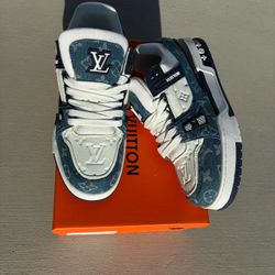 White and blue trainers multiple sizes