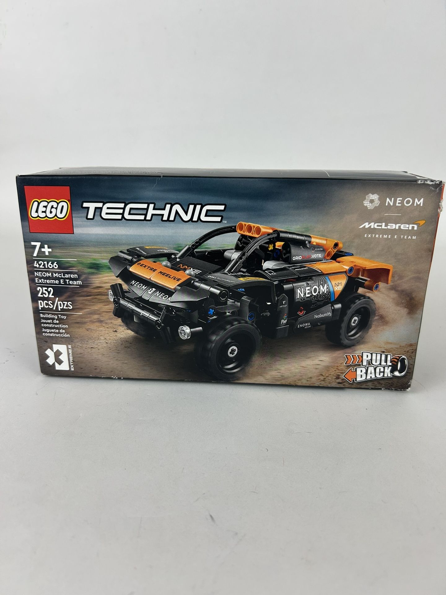 Lego Technic NEOM McLaren Extreme E Team 42166