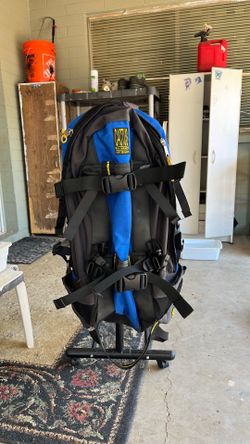 Cactus climbing pack