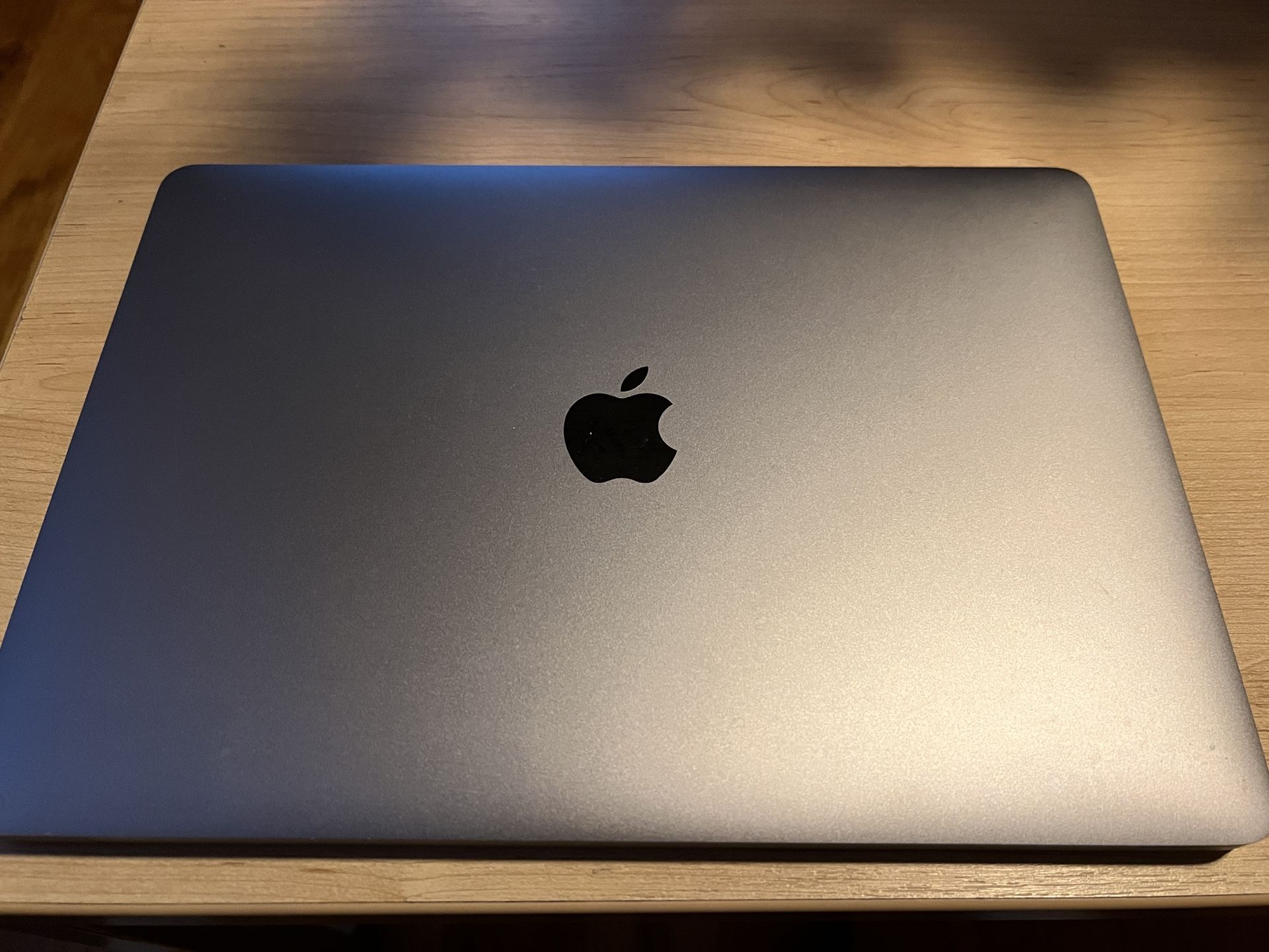 2017 Apple Macbook Pro