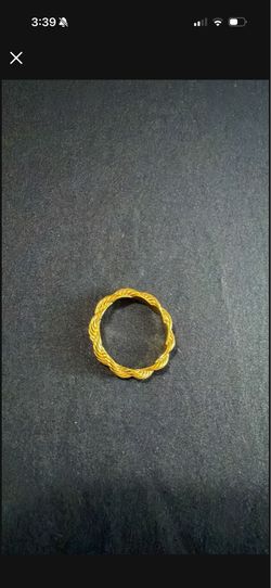 1 Left! $40 Size 11 Men’s Ring 18k Gold Plated