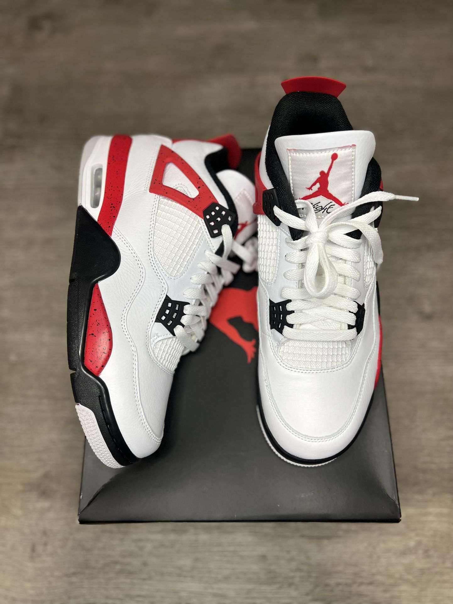 Jordan Retro 4 Red Cement 