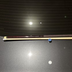 McDermott Lucky L6 Pool Cue with FREE Predator 1080 Chalk